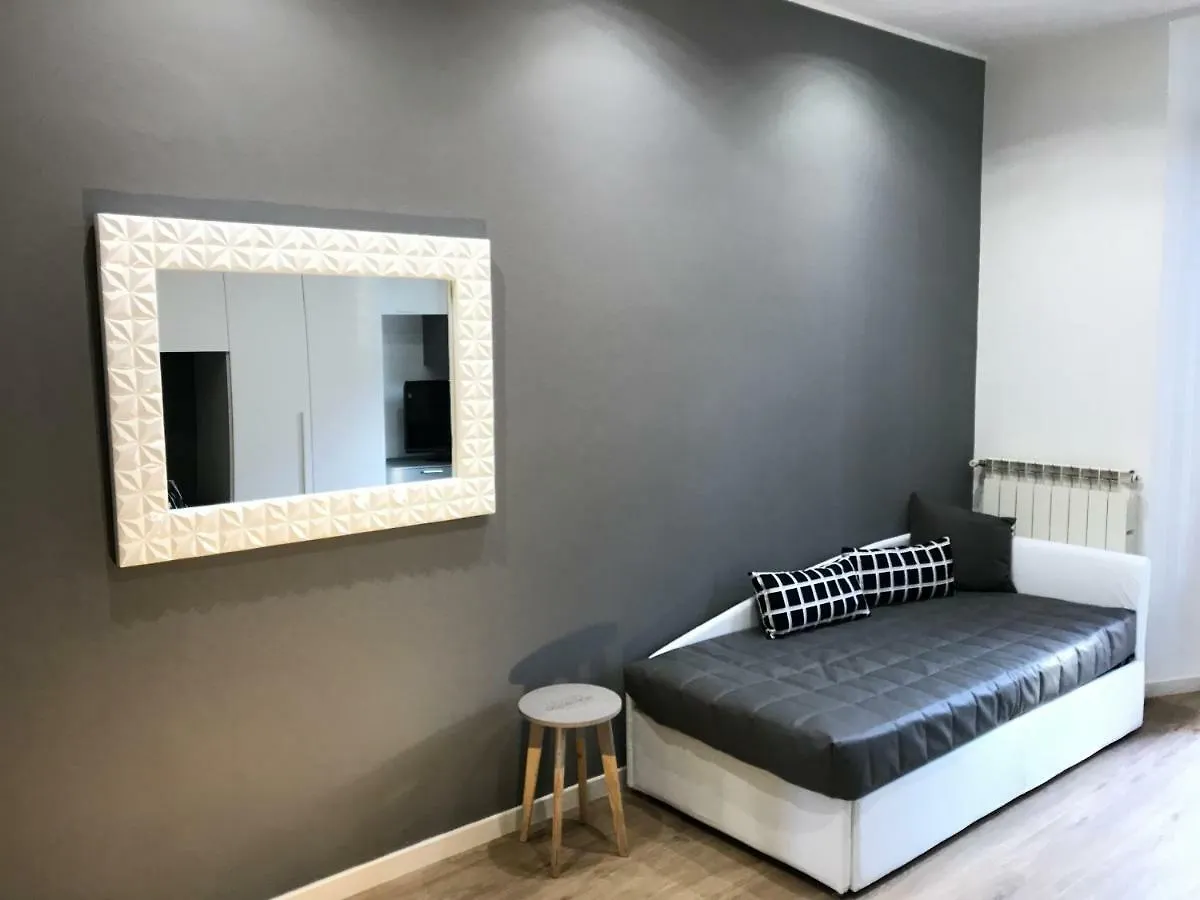 P&D Apartments Navigli - Porta Genova Milan